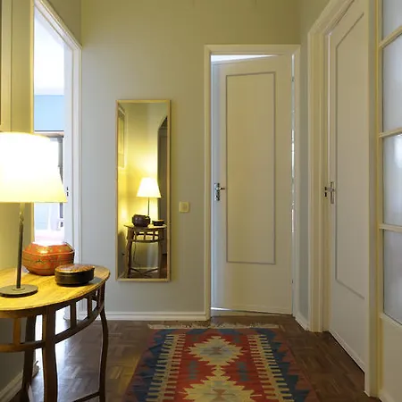 古尔班基安花园公寓